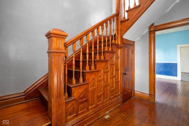 206 E John Street, Alexandria, IN 46001