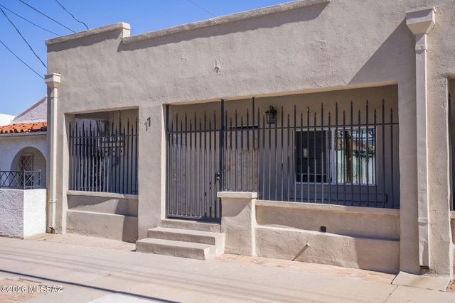 338 N West Street, Nogales, AZ 85621