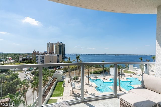 3000 Oasis Grand BLVD 801, Fort Myers, FL 33916