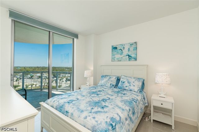 3000 Oasis Grand BLVD 801, Fort Myers, FL 33916