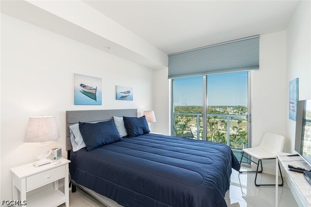 3000 Oasis Grand BLVD 801, Fort Myers, FL 33916