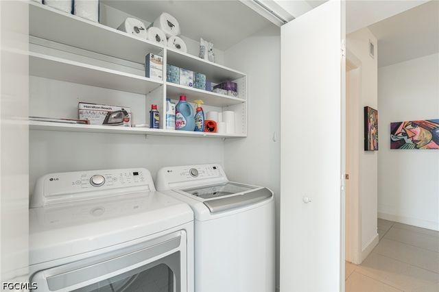 3000 Oasis Grand BLVD 801, Fort Myers, FL 33916