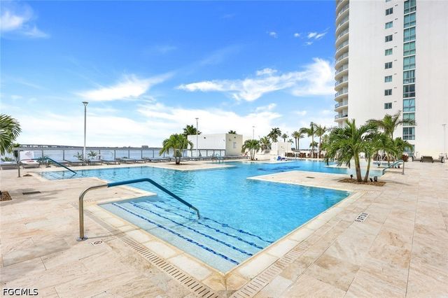 3000 Oasis Grand BLVD 801, Fort Myers, FL 33916