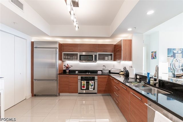 3000 Oasis Grand BLVD 801, Fort Myers, FL 33916