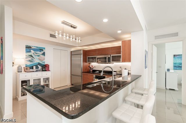 3000 Oasis Grand BLVD 801, Fort Myers, FL 33916