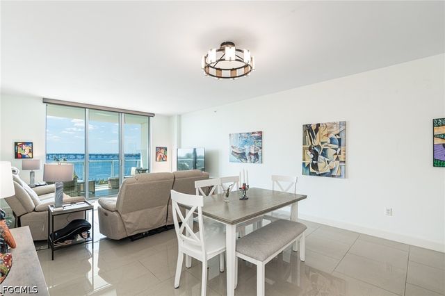 3000 Oasis Grand BLVD 801, Fort Myers, FL 33916