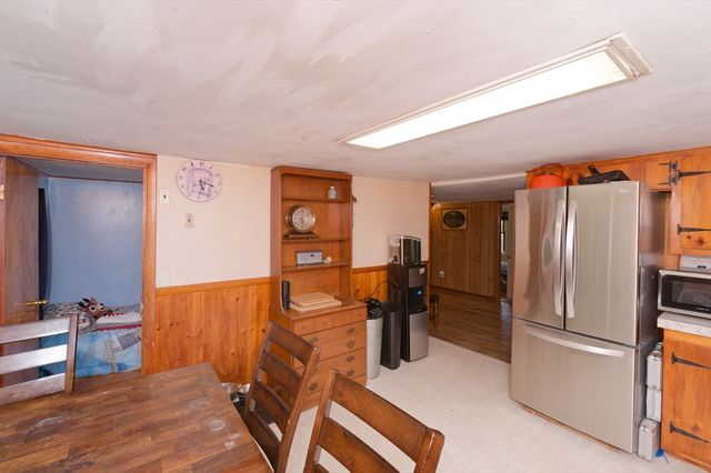 330 Mount Wayte Ave, Framingham, MA 01702