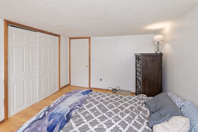 330 Mount Wayte Ave, Framingham, MA 01702
