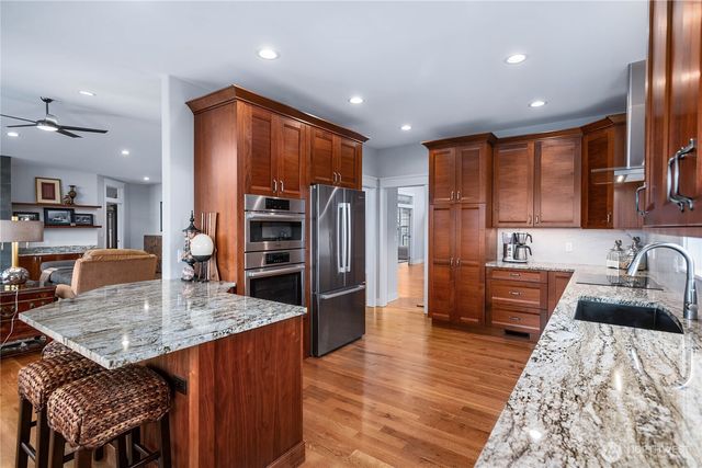 4122 Ellisport Place, Anacortes, WA 98221