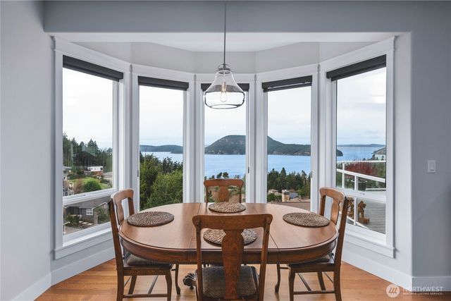 4122 Ellisport Place, Anacortes, WA 98221
