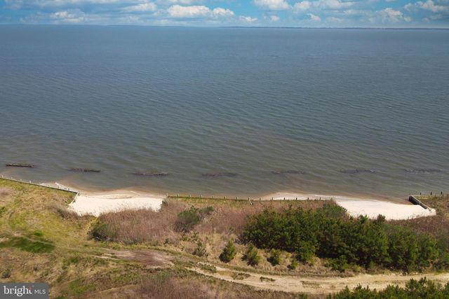 748 SEAVIEW ST, Greenbackville, VA 23356