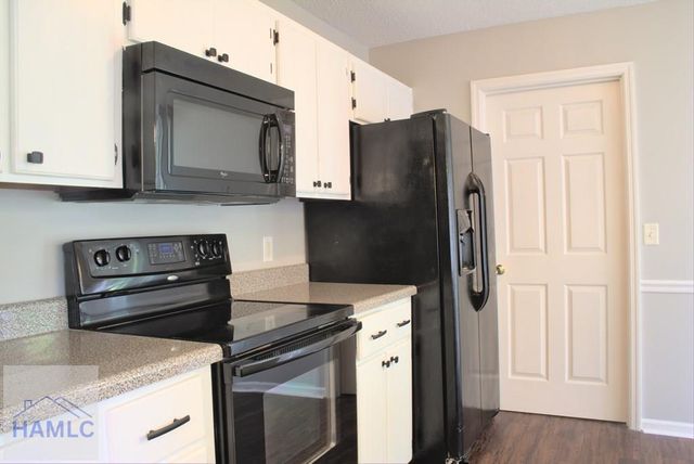 2356 Rowe Street, Hinesville, GA 31313