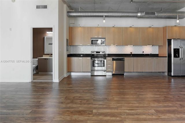 2100 Van Buren St 508, Hollywood, FL 33020