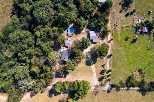 180 SE CR 4426, Scroggins, TX 75480