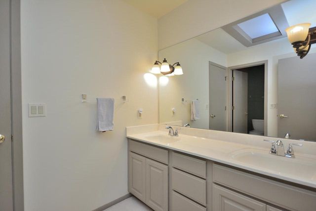 W339N5275 Road O, Nashotah, WI 53058