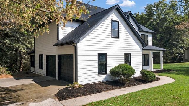 1615 Burnt Oak Way, Dacula, GA 30019
