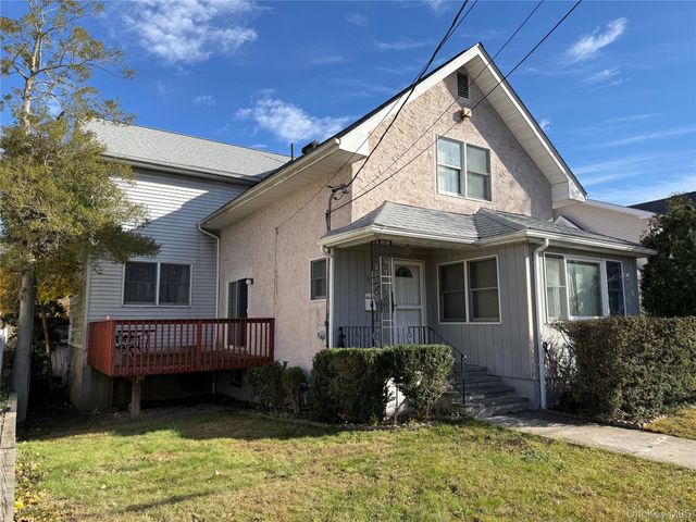 60 Cloverdale Avenue, White Plains, NY 10603
