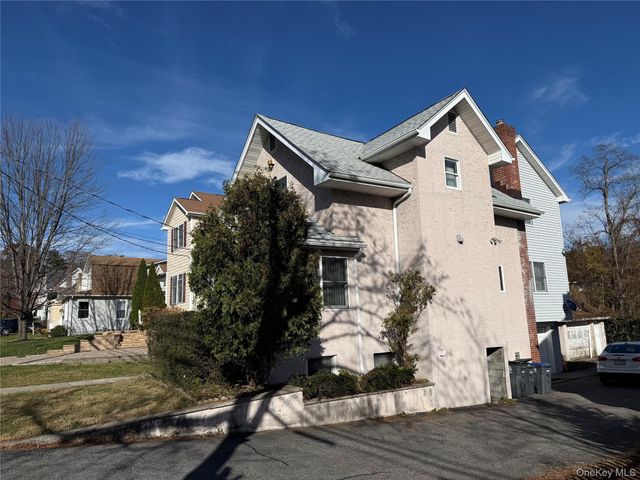 60 Cloverdale Avenue, White Plains, NY 10603