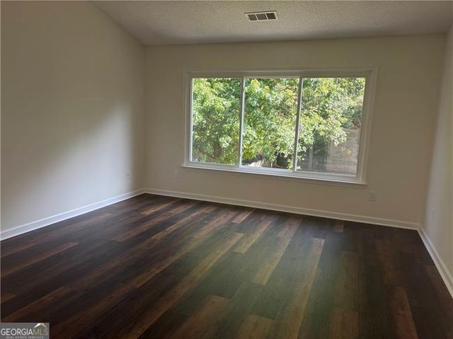 3075 Keyingham Way, Alpharetta, GA 30004