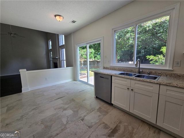 3075 Keyingham Way, Alpharetta, GA 30004