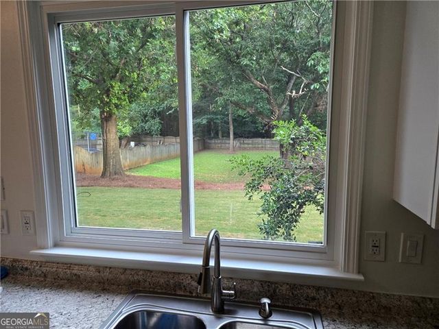 3075 Keyingham Way, Alpharetta, GA 30004