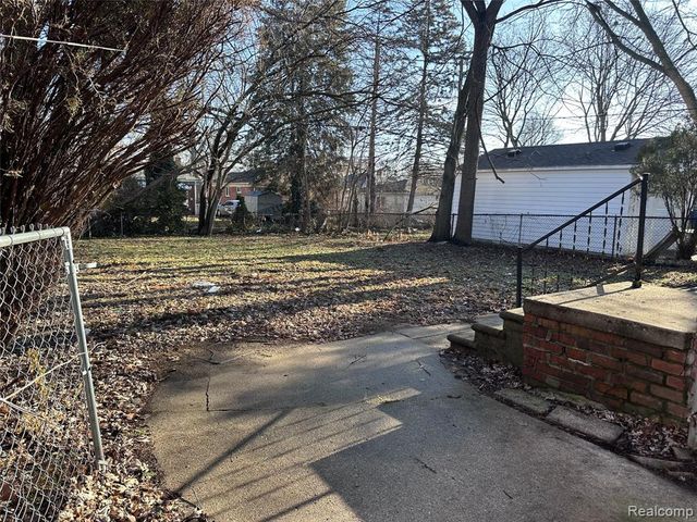 535 Sherbourne Street, Inkster, MI 48141