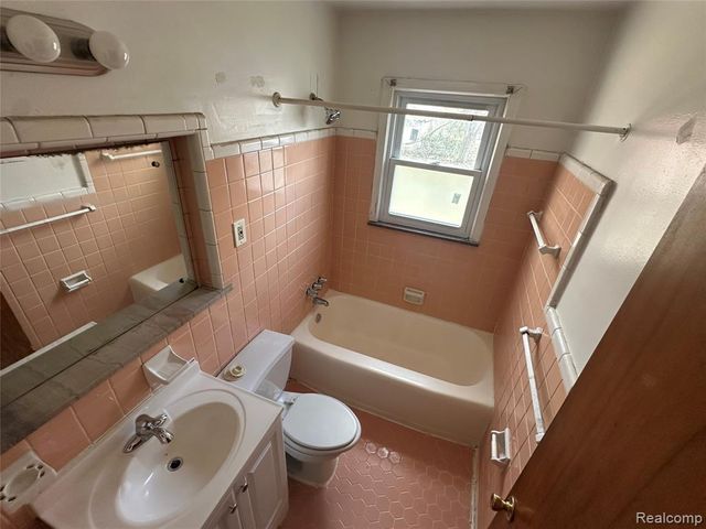 535 Sherbourne Street, Inkster, MI 48141