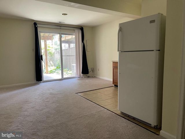 21054 CORNERPOST SQ, Ashburn, VA 20147