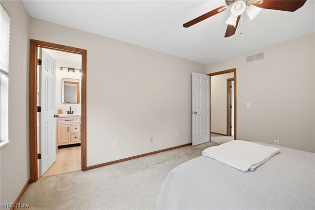9764 Wainwright Terrace, Olmsted Falls, OH 44138