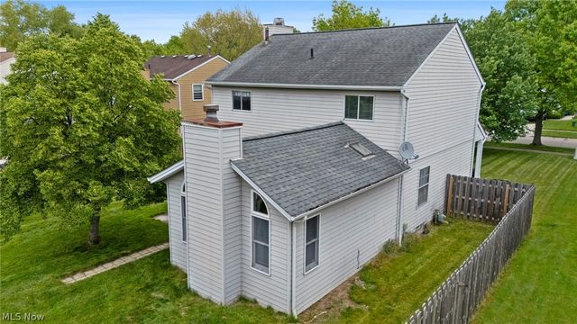 9764 Wainwright Terrace, Olmsted Falls, OH 44138