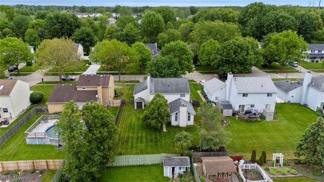 9764 Wainwright Terrace, Olmsted Falls, OH 44138
