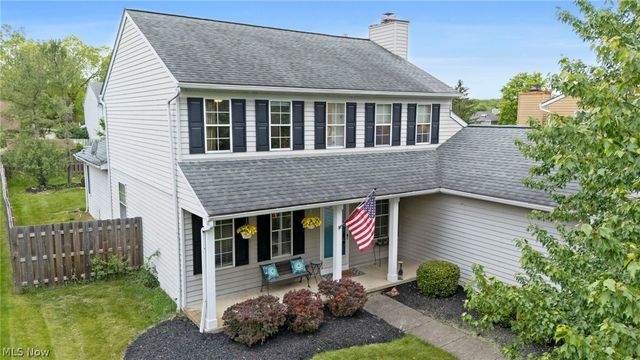 9764 Wainwright Terrace, Olmsted Falls, OH 44138