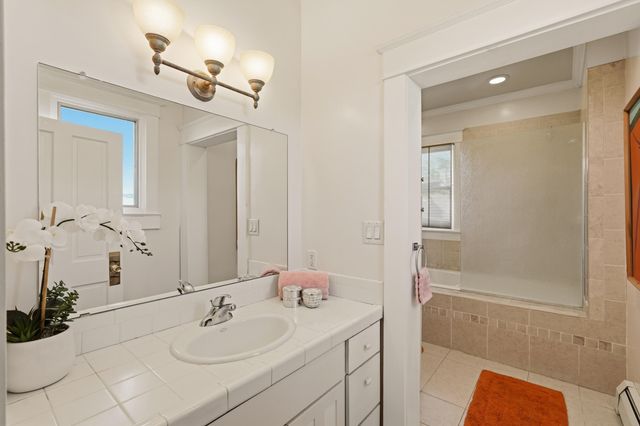 412 11th Street NW, Albuquerque, NM 87102