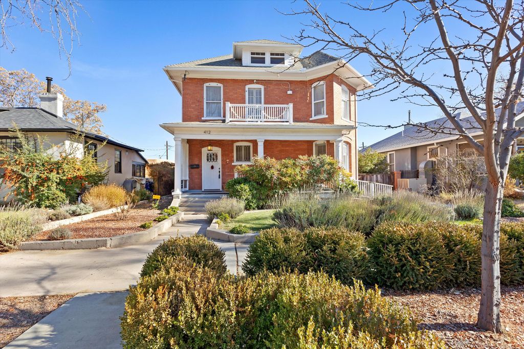 412 11th Street NW, Albuquerque, NM 87102