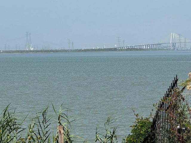 3215 Bay Oaks Harbor Drive, Baytown, TX 77523