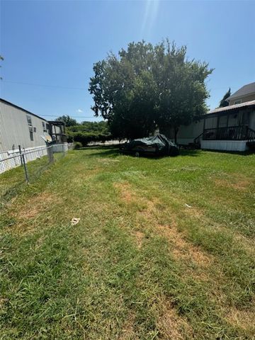 3215 Bay Oaks Harbor Drive, Baytown, TX 77523