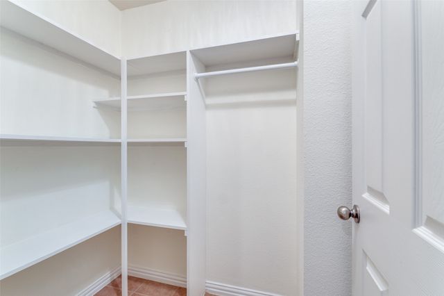 2316 Durango Ridge Drive, Bedford, TX 76021