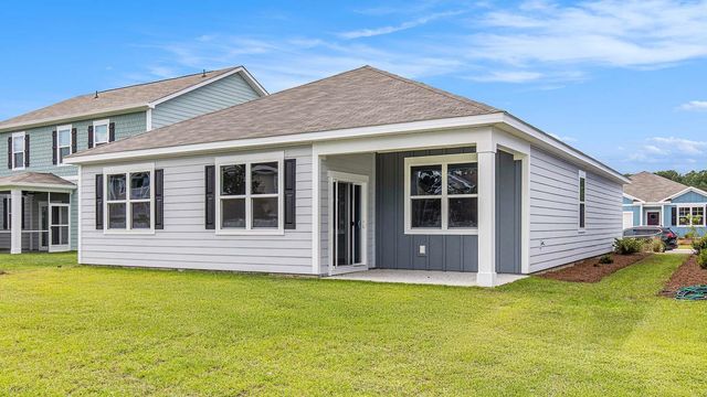 5129 Yellowstone Dr., Conway, SC 29526