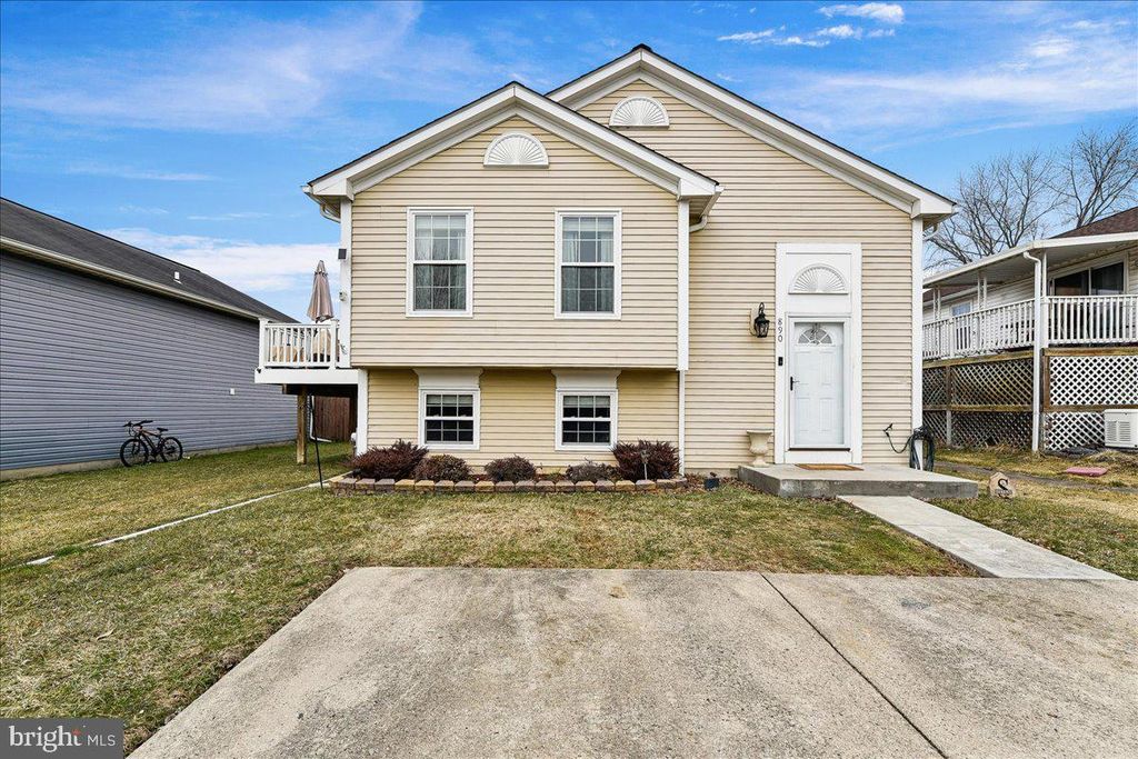 890 OXFORD AVE, Aberdeen, MD 21001