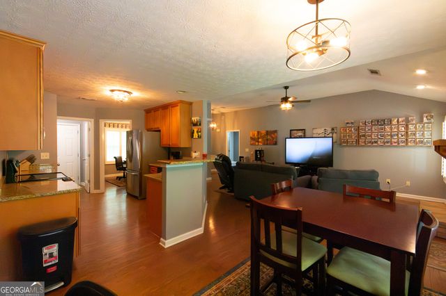160 Brooks Lake Drive, Newnan, GA 30263