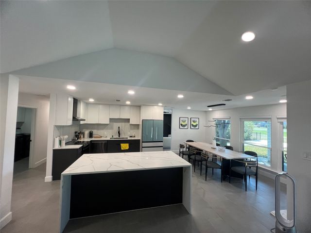 1007 Kingston Drive, Mansfield, TX 76063