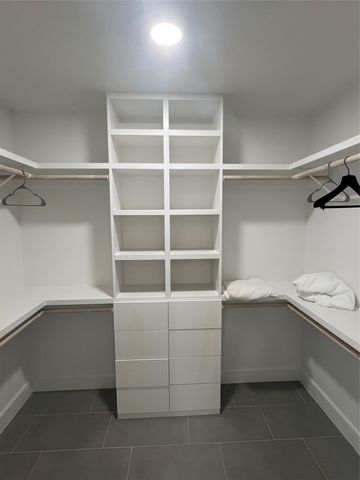 1007 Kingston Drive, Mansfield, TX 76063