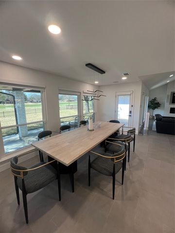 1007 Kingston Drive, Mansfield, TX 76063