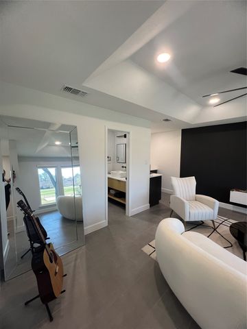 1007 Kingston Drive, Mansfield, TX 76063