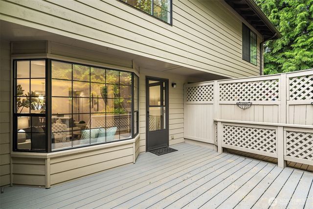 13706 NE 85th Street, Redmond, WA 98052