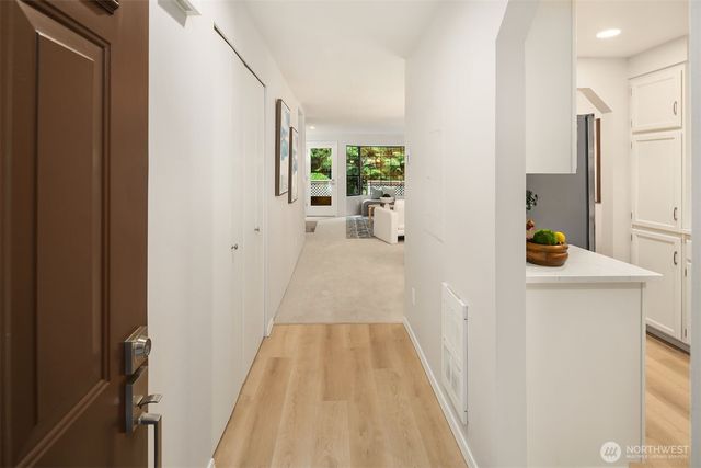 13706 NE 85th Street, Redmond, WA 98052