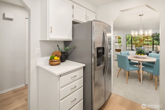 13706 NE 85th Street, Redmond, WA 98052