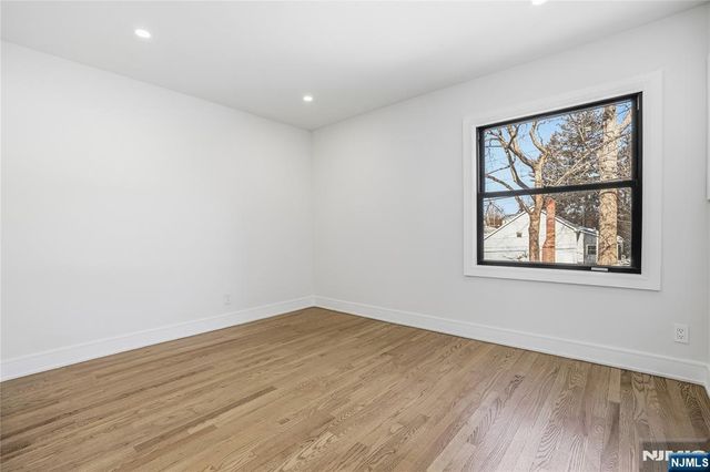 589 Fletcher Avenue, Oradell, NJ 07649