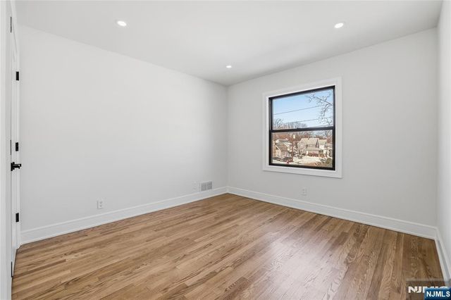 589 Fletcher Avenue, Oradell, NJ 07649