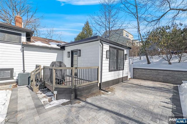 589 Fletcher Avenue, Oradell, NJ 07649